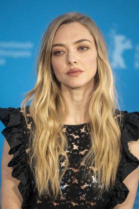 abb Amanda Michelle Seyfried US American actress and singer at the Photocall for the movie Teh Testament of Ann Lee at the Berlinale 2026 76 Berlin International Film Festival at the Hotel Grand Hyatt in Berlin on February 19, 2026 Berlin Germany
