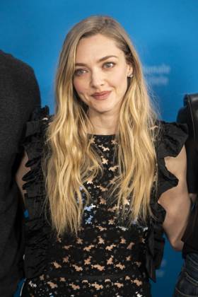 abb Amanda Michelle Seyfried US American actress and singer at the Photocall for the movie Teh Testament of Ann Lee at the Berlinale 2026 76 Berlin International Film Festival at the Hotel Grand Hyatt in Berlin on February 19, 2026 Berlin Germany