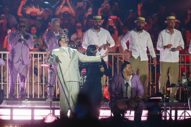 SaO PAULO, SP - 20.02.2026: SHOW BAD BUNNY EM SaO PAULO - Puerto Rican singer Bad Bunny makes his first appearance in Brazil this Friday (20) in Sao Paulo at Allianz Parque with the show of his world tour & 39;DeBÍ TiRAR MaS FOToS& 39;. x2891581x  YurixMurakami