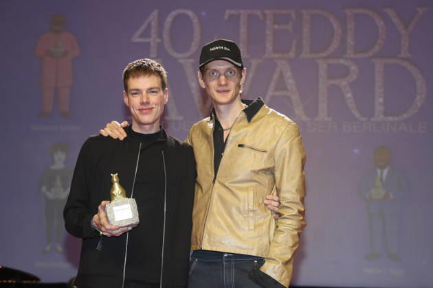 Kai Stänicke with companion at the presentation of the 40 Teddy Award 2026 at the Berlinale 2026 76 Berlin International Film Festival at the Volksbühne Berlin, 20 02 2026 Foto:xB.xDummerx xFuturexImagex teddy_6212