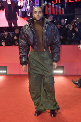 Lamin Leroy Gibba at the Closing Ceremony with Award Ceremony at the Berlinale 2026 76 Berlin International Film Festival in the Berlinale Palast Berlin, 21 02 2026 Foto:xM.xBehrensx xFuturexImagex closing_6268