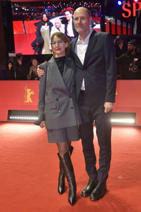 Lance Hammer with companion at the Closing Ceremony with Award Ceremony at the Berlinale 2026 76 Berlin International Film Festival in the Berlinale Palast Berlin, 21 02 2026 Foto:xM.xBehrensx xFuturexImagex closing_6280