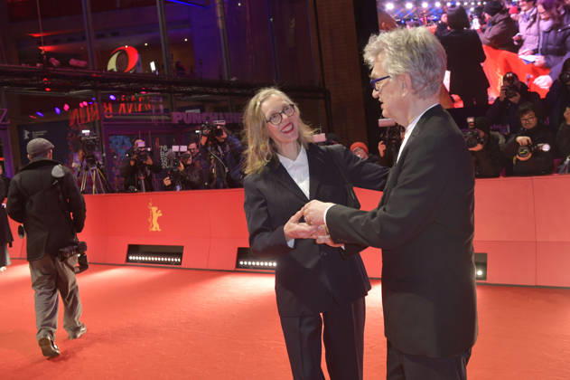 Wim Wenders with his wife Donata Wenders at the Closing Ceremony with Award Ceremony at the Berlinale 2026 76 Berlin International Film Festival in the Berlinale Palast Berlin, 21 02 2026 Foto:xM.xBehrensx xFuturexImagex closing_6292