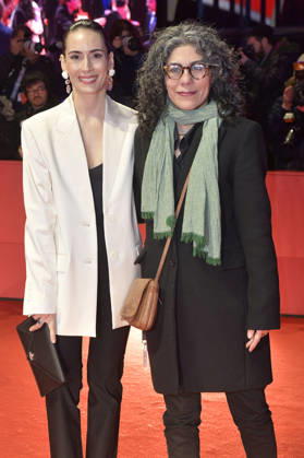 Melisa Sözen and Mahnaz Mohammadi at the Closing Ceremony with Award Ceremony at the Berlinale 2026 76 Berlin International Film Festival in the Berlinale Palast Berlin, 21 02 2026 Foto:xM.xBehrensx xFuturexImagex closing_6402