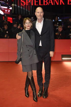 Lance Hammer with companion at the Closing Ceremony with Award Ceremony at the Berlinale 2026 76 Berlin International Film Festival in the Berlinale Palast Berlin, 21 02 2026 Foto:xC.xNiehausx xFuturexImagex closing_6430