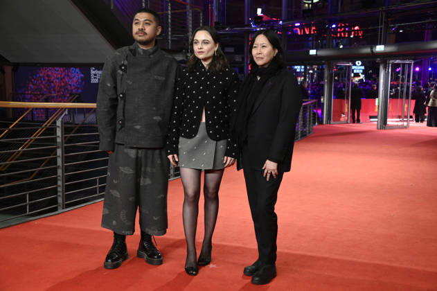 Khozy Rizal, Lena Urzendowsky and Kim Yutani at the Closing Ceremony with Award Ceremony at the Berlinale 2026 76 Berlin International Film Festival in the Berlinale Palast Berlin, 21 02 2026 Foto:xN.xKubelkax xFuturexImagex closing_6491