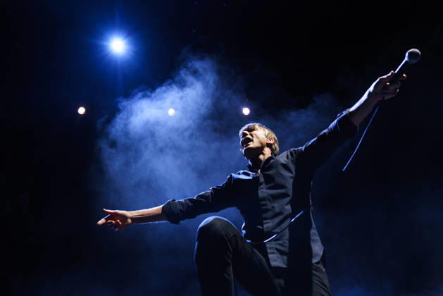 Suede performs in Brighton, UK Brighton, UK, Suede Saturday 21 February 2026 at Brighton Centre. Persons pictured: Brett Anderson - Vocals, Credit:Andy Sturmey Avalon United Kingdom  Copyright: xAndyxSturmeyx xAvalonx 1077215017