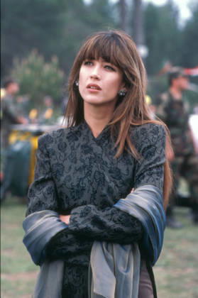 The World Is Not Enough Movie Stills RELEASE DATE: Nov 08, 1999. FILM TITLE: The World Is Not Enough. STUDIO: 20th Century Fox. PLOT: A oil tycoon is murdered in MI6 and Bond is sent to protect his daughter. Renard who has a bullet lodged in his brain from a previous agent is secretly planning the destruction of a pipeline. Bond gains a hand from a research scientist, Dr. Christmas Jones who witnesses the action which happens when Bond meets up with Renard, but Bond becomes suspicious about Elektra King, especially when Bond s boss, M goes missing. Bond must work quickly to prevent Renard from destroying Europe. PICTURED: SOPHIE MARCEAU as Elektra. Buckinghamshire England United Kingdom Copyright: x20thxCenturyxFoxx