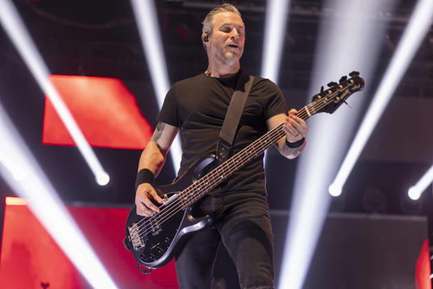 Alter Bridge perform at AO Arena Brian Marshall of Alter Bridge performs at AO Arena, Manchester, England, 26th February 2026. Editorial use only, Credit:Mike Gray Avalon  Copyright: xMikexGrayx xAvalonx 1078559895