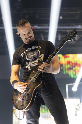 Alter Bridge perform at AO Arena Mark Tremonti of Alter Bridge performs at AO Arena, Manchester, England, 26th February 2026. Editorial use only, Credit:Mike Gray Avalon  Copyright: xMikexGrayx xAvalonx 1078560019