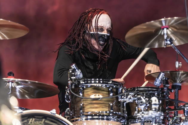 Sevendust perform at AO Arena Morgan Rose of rock band Sevendust performs at AO Arena, Manchester, England, 26th February 2026, Credit:Mike Gray Avalon  Copyright: xMikexGrayx xAvalonx 1078561118