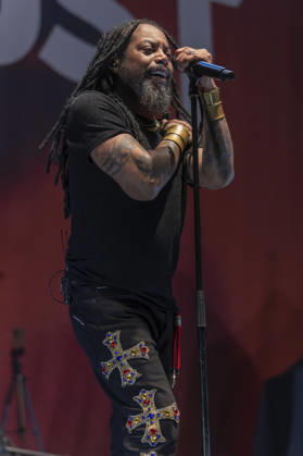 Sevendust perform at AO Arena Lajon Witherspoon of rock band Sevendust performs at AO Arena, Manchester, England, 26th February 2026, Credit:Mike Gray Avalon  Copyright: xMikexGrayx xAvalonx 1078561146