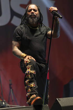 Sevendust perform at AO Arena Lajon Witherspoon of rock band Sevendust performs at AO Arena, Manchester, England, 26th February 2026, Credit:Mike Gray Avalon  Copyright: xMikexGrayx xAvalonx 1078561304