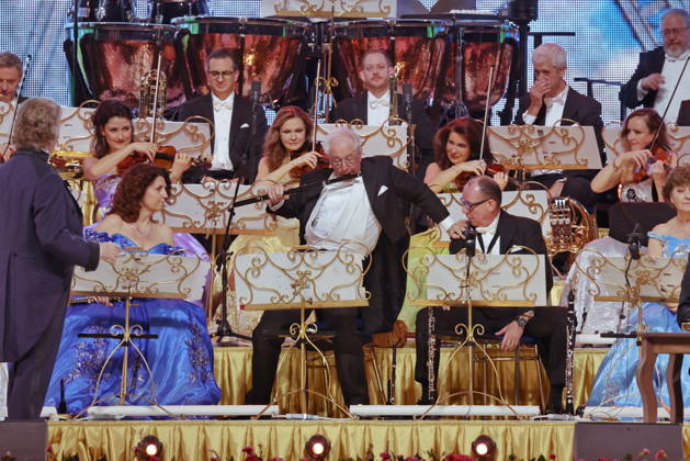 28 02 2026, AndrŽ Rieu, violinist, in concert with orchestra live in the Uber Arena, Berlin, Waltz, Berlin