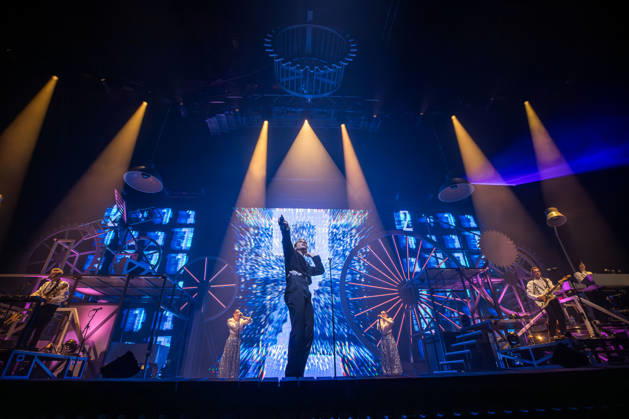 Music Concert - MIKA - Spinning Out Tour Mika performs the Spinning Out Tour on March 02, 2025 at Unipol Arena, Bologna, Italy. Casalecchio di Reno Unipol Arena Italy Copyright: xEmanuelaxVertollix xLiveMediax LPM_2323057