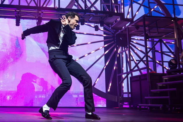 Music Concert - MIKA - Spinning Out Tour Mika performs the Spinning Out Tour on March 02, 2025 at Unipol Arena, Bologna, Italy. Casalecchio di Reno Unipol Arena Italy Copyright: xEmanuelaxVertollix xLiveMediax LPM_2323063