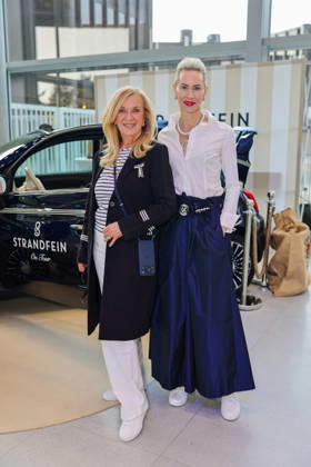 New beauty era at Strandfein Uta Raasch and Jeannine Halene present the Strandfein Beauty Signature Line Designer Uta Raasch and her business partner Jeannine Halene Agentur Rheinschurken de are making a strong statement with their newly founded brand Düsseldorf The Art of Beauty Messe NRW Germany