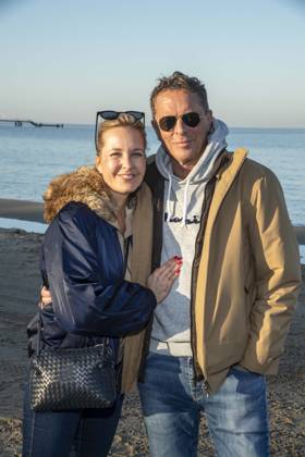 abb Sandra Sophie Trauboth and Patrick Graf von Faber Castell as guests on the beach at the 10th anniversary of Baltic Lights 2026 celebrity charity sled dog race in aid of Welthungerhilfe on the Baltic Sea between the Ahlbeck and Heringsdorf sea bridges, Friday 06 03 2026 in Heringsdorf MV Germany