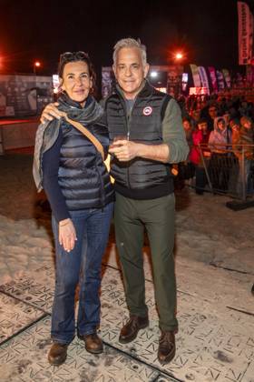abb friend Nicole Toursarkissian and Florian Fitz as guests at the beach Falckellauf at 10 years Baltic Lights 2026 celebrity charity sled dog race in favor of Welthungerhilfe at the Baltic Sea between the Seebruecke Ahlbeck and the Seebruecke Heringsdorf , Friday 06 03 2026 in Heringsdorf MV Germany