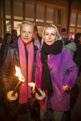 abb Roman Knizka and Franziska Hippe as guests on the Falckellauf beach at the 10th anniversary of Baltic Lights 2026 celebrity charity sled dog race in aid of Welthungerhilfe on the Baltic Sea between the Ahlbeck and Heringsdorf sea bridges, Friday 06 03 2026 in Heringsdorf MV Germany