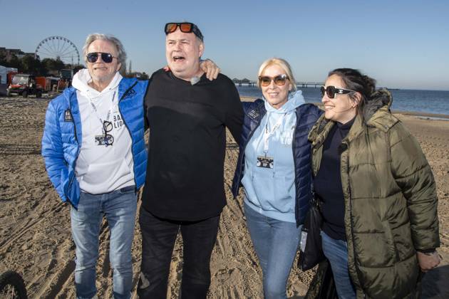 abb Wolfgang Lippert, Walter Lehnertz, Gesine Lippert and Sonja Burghausen wife Waldi as guests on the beach at 10 years Baltic Lights 2026 celebrity charity sled dog race in favor of Welthungerhilfe on the Baltic Sea between the Ahlbeck sea bridge and the Heringsdorf sea bridge , Friday 06 03 2026 in Heringsdorf MV Germany