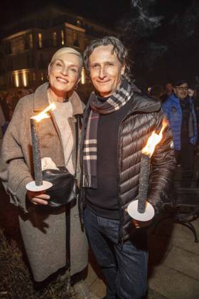 abb Sanna Englund and Marco Fischer husband as guests on the beach Falckellauf at 10 years Baltic Lights 2026 celebrity charity sled dog race in favor of Welthungerhilfe at the Baltic Sea between the sea bridge Ahlbeck and the sea bridge Heringsdorf , Friday 06 03 2026 in Heringsdorf MV Germany