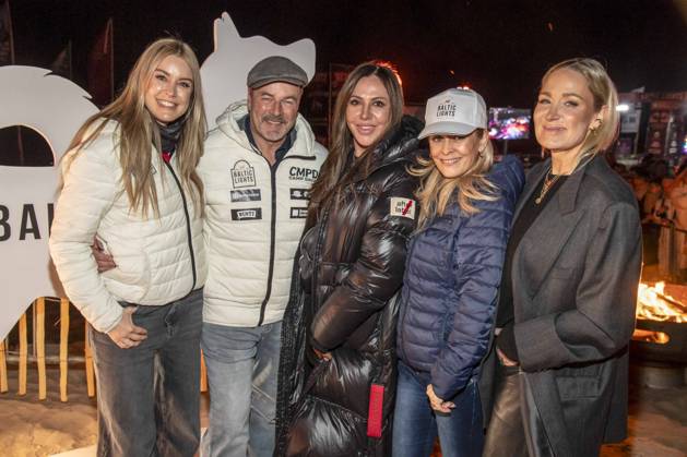 abb Nina Ensmann, Till Demtroeder, Simone Thomalla, Anja Lanaeus and Janine Kunze as guests on the beach at 10 years of Baltic Lights 2026 celebrity charity sled dog race in aid of Welthungerhilfe on the Baltic Sea between the Ahlbeck sea bridge and the Heringsdorf sea bridge , Friday 06 03 2026 in Heringsdorf MV Germany