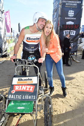 Robert Redweik and Nina Ensmann at the BALTIC LIGHTS 2026 Charity Schilttenhunderrennen in Heringsdorf on Usedom on 07 03 2026