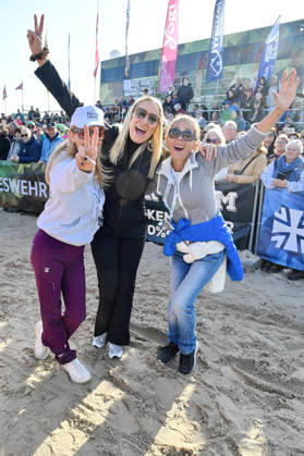 Tanja Lanäus, Janine Kunze and Katja Woywood at the BALTIC LIGHTS 2026 Charity Schilttenhunderrennen in Heringsdorf on Usedom on 07 03 2026