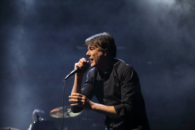Brett Anderson from the band Suede at a concert at the Uber Eats Music Hall in Berlin, March 9, 2026 Suede concert Berlin