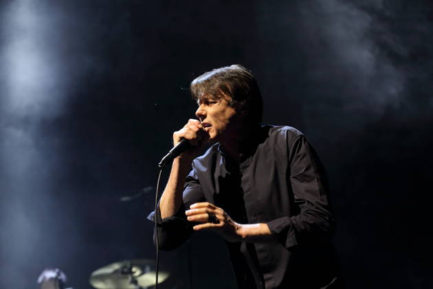 Brett Anderson from the band Suede at a concert at the Uber Eats Music Hall in Berlin, March 9, 2026 Suede concert Berlin