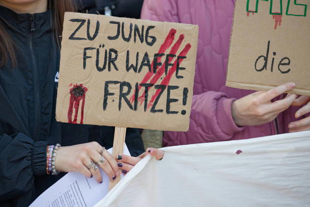 Berlin, Germany, DEU School strike against compulsory military service 05 03 2026, Berlin, Germany, DEU School strike against compulsory mili