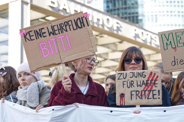 Berlin, Germany, DEU School strike against compulsory military service 05 03 2026, Berlin, Germany, DEU School strike against compulsory milita