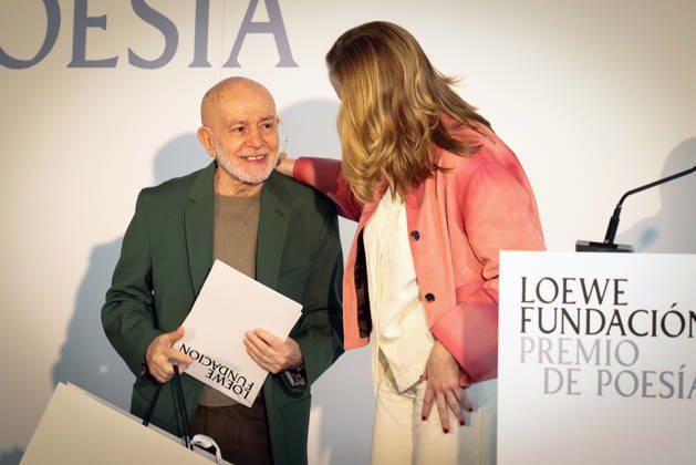 Hugo Mujica and Leonor Pataki collect the XXXVIII Loewe Poetry Prize The poet Hugo Mujica during the presentation of the XXXVIII Loewe Poetry Prize, on March 11, 2026, in Madrid Spain FAMOSOSOS POETRY Ángel Díaz Brin Madrid Madrid Madrid Spain  Copyright: xÃngelxDiazxBrinasx 7358326