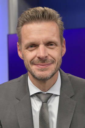 Florian Schroeder on the ARD talk show maischberger in Studio Berlin Adlershof Berlin, 11 03 2026 Foto:xM.xBehrensx xFuturexImagex maischberger1103_6315