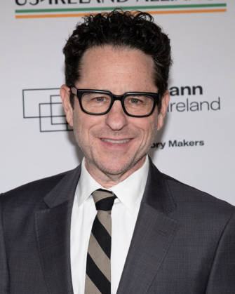 March 12, 2026, Los Angeles, California, USA: American producer, writer, director, and actor J.J. ABRAMS, 59, attends the 20th Annual Oscar Wilde Awards green carpet. Los Angeles USA - ZUMAb173 20260312_aap_b173_028 Copyright: xBillyxBennightx