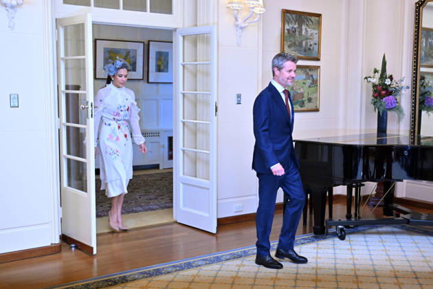 DENMARK ROYALS AUSTRALIA VISIT, Denmark s King Federik X and Queen Mary arrive to sign the Visitors Book during a Ceremonial Welcome at Government House in Canberra, Sunday, March 15, 2026. ( NO ARCHIVING CANBERRA AUSTRALIAN CAPITAL TERRITORY AUSTRALIA Copyright: xMICKxTSIKASx 20260315111814780945