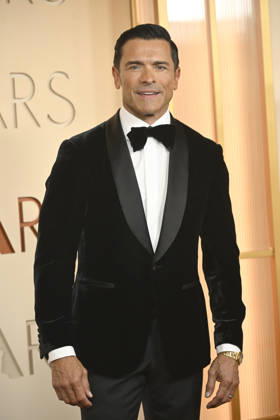 HOLLYWOOD, CA - MARCH 15: Mark Consuelos at the 98th Oscars at Dolby Theatre on March 15, 2026 in Hollywood, California. Hollywood USA - ZUMAa123 20260315_zaa_a123_301 Copyright: xMediaPunchx