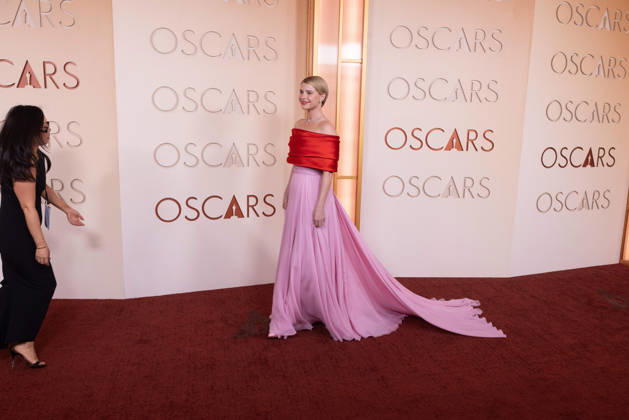 Jessie Buckley arrives on the red carpet of the 98th OscarsÂ® at the DolbyÂ® Theatre at Ovation Hollywood on Sunday, March 15, 2026. Los Angeles CA USA  35008373PLX