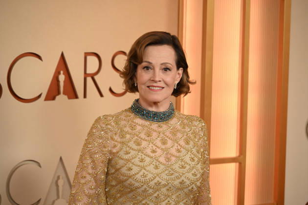 March 15, 2026, Los Angeles, California, USA: SIGOURNEY WEAVER during red carpet arrivals for the 98th Academy Awards, presented by the Academy of Motion Picture Arts and Sciences (AMPAS), at the Dolby Theatre in Hollywood. Los Angeles USA  - ZUMAz03_ 20260315_abp_z03_095 Copyright: xKevinxSullivanx