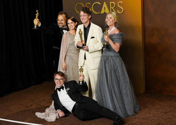 David Borenstein, Pavel Talankin, Helle Faber, Alzbeta Karaskova, and Robin Hessman celebrate in the press photo room after winning the Best Documentary Feature Film Oscar for Mr. Nobody Against Putin during the 98th annual Academy Awards in the Hollywood section of Los Angeles on Sunday, March 15, 2026.  LAP20260315379 BONNIExCASH