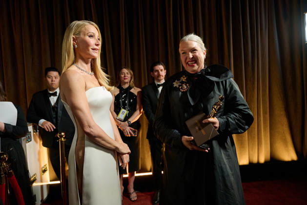 98th Oscars, Academy Awards Kate Hawley poses backstage with the Oscar for Costume Design during the 98th Oscars at Dolby Theatre at Ovation Hollywood on Sunday, March 15, 2026., Credit:Richard Harbaugh The Academy Avalon United States of America, CA, Hollywood, Dolby Theater  Copyright: xRichardxHarbaughx xThexAcademyx xAvalonx 1083357264