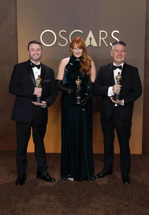 March 15, 2026, Hollywood, California, USA: (L-R) Mike Hill, Cliona Furey, and Jordan Samuel in the press room of the 98th Annual Academy Awards on Sunday March 15, 2026 at the Dolby Theater in Hollywood, California. BURT HARRIS BNS PI Hollywood USA - ZUMAp124 20260315_zaa_p124_275 Copyright: xBurtxHarrisx