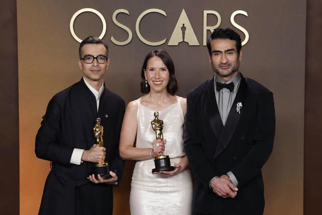 March 15, 2026, Hollywood, California, USA: (L-R) Alexandre Singh, Kumail Nanjiani and Natalie Musteata in the press room of the 98th Annual Academy Awards on Sunday March 15, 2026 at the Dolby Theater in Hollywood, California. BURT HARRIS BNS PI Hollywood USA - ZUMAp124 20260315_zaa_p124_286 Copyright: xBurtxHarrisx