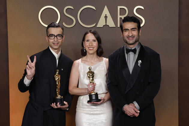 March 15, 2026, Hollywood, California, USA: (L-R) Alexandre Singh, Kumail Nanjiani and Natalie Musteata in the press room of the 98th Annual Academy Awards on Sunday March 15, 2026 at the Dolby Theater in Hollywood, California. BURT HARRIS BNS PI Hollywood USA - ZUMAp124 20260315_zaa_p124_295 Copyright: xBurtxHarrisx