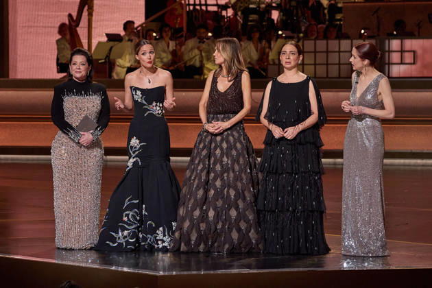 March 15, 2026, Hollywood, California, USA: Melissa McCarthy, Rose Byrne, Kristen Wiig, Maya Rudolph, and Ellie Kemper present the Oscar for Sound during the 98th Oscars at the Dolby Theatre at Ovation Hollywood on Sunday. Hollywood USA  - ZUMAz03_ 20260315_zah_z03_084 Copyright: xTraexPattonx