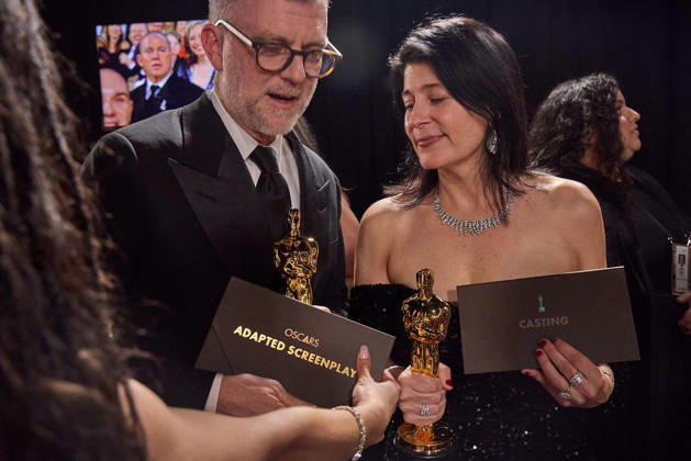 Paul Thomas Anderson and Cassandra Kulukundis backstage with the Oscar® for Adapted Screenplay and the Oscar® for Casting during the 98th Oscars® at Dolby® Theatre at Ovation Hollywood on Sunday, March 15, 2026. Los Angeles CA USA 350081197PLX