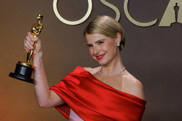 March 15, 2026, Hollywood, California, USA: Jessie Buckley, winner of the Best Actress Award for Ã¢â‚¬oeHamnetÃ¢â‚¬Â, poses in the press room of the 98th Annual Academy Awards on Sunday March 15, 2026 at the Dolby Theater in Hollywood, California. PRENSA INTERNACIONAL Hollywood USA - ZUMAp124 20260315_zaa_p124_359 Copyright: xPrensaxInternacionalx
