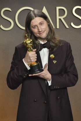 Ludwig GÃ¶ransson in the press room for The 98th Academy Awards - Press Room, Dolby Theatre at Ovation Hollywood, Los Angeles, CA, March 15, 2026. Photo By: Elizabeth Goodenough Everett Collection The 98th Academy Awards - Press Room PUBLICATIONXNOTxINxCANxCHNxFRAxITAxJPNxNORxPOLxRUSxESPxUKxUSA