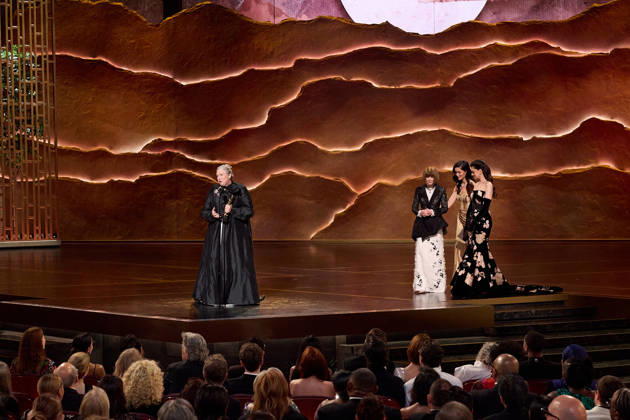 98th Oscars, Academy Awards Kate Hawley accepts the Oscar for Costume Design during the 98th Oscars at the Dolby Theatre at Ovation Hollywood on Sunday, March 15, 2026., Credit:Trae Patton The Academy Avalon United States of America, CA, Hollywood, Dolby Theater  Copyright: xTraexPattonx xThexAcademyx xAvalonx 1083389129